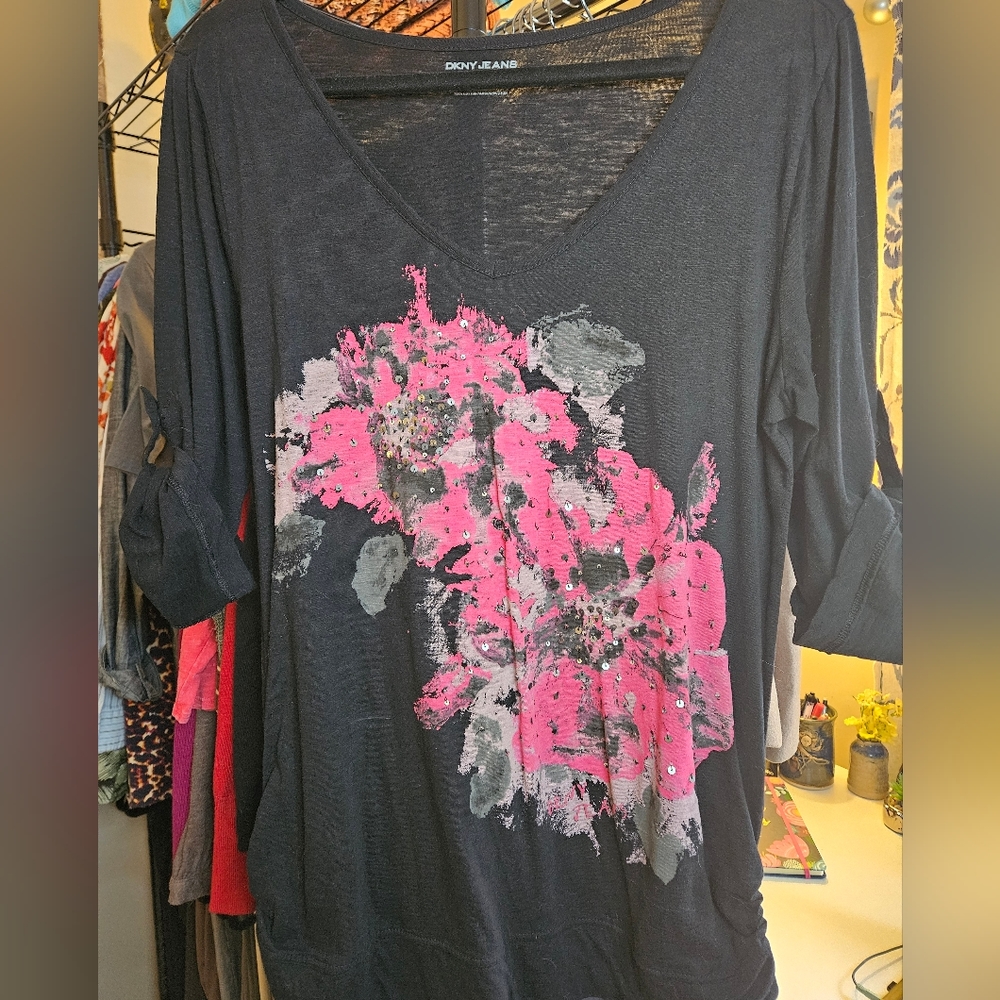 DKNY Jeans beautiful blouse